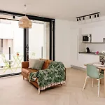 Mainstreet Designer 4 Sliema