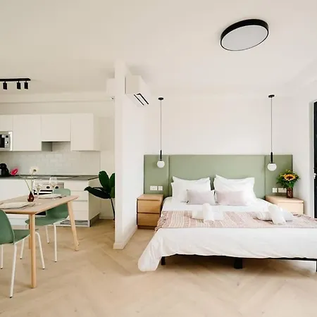 شقة Mainstreet Designer 4