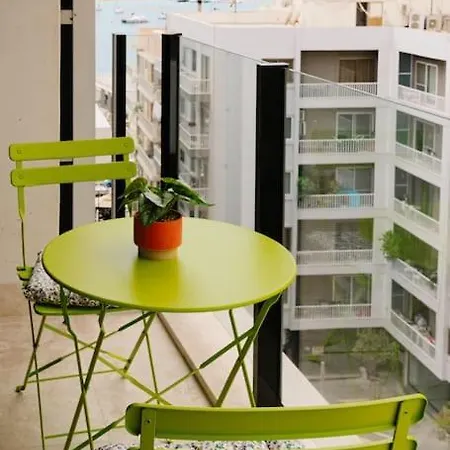 Apartment Mainstreet Designer 4