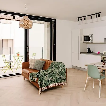 Mainstreet Designer 4 Sliema